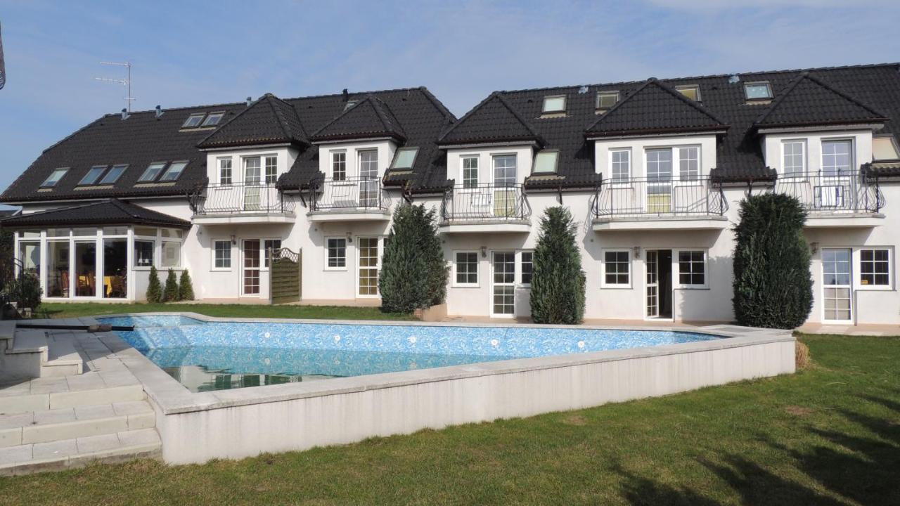 Europa Apartamenty 트르제삭츠 외부 사진