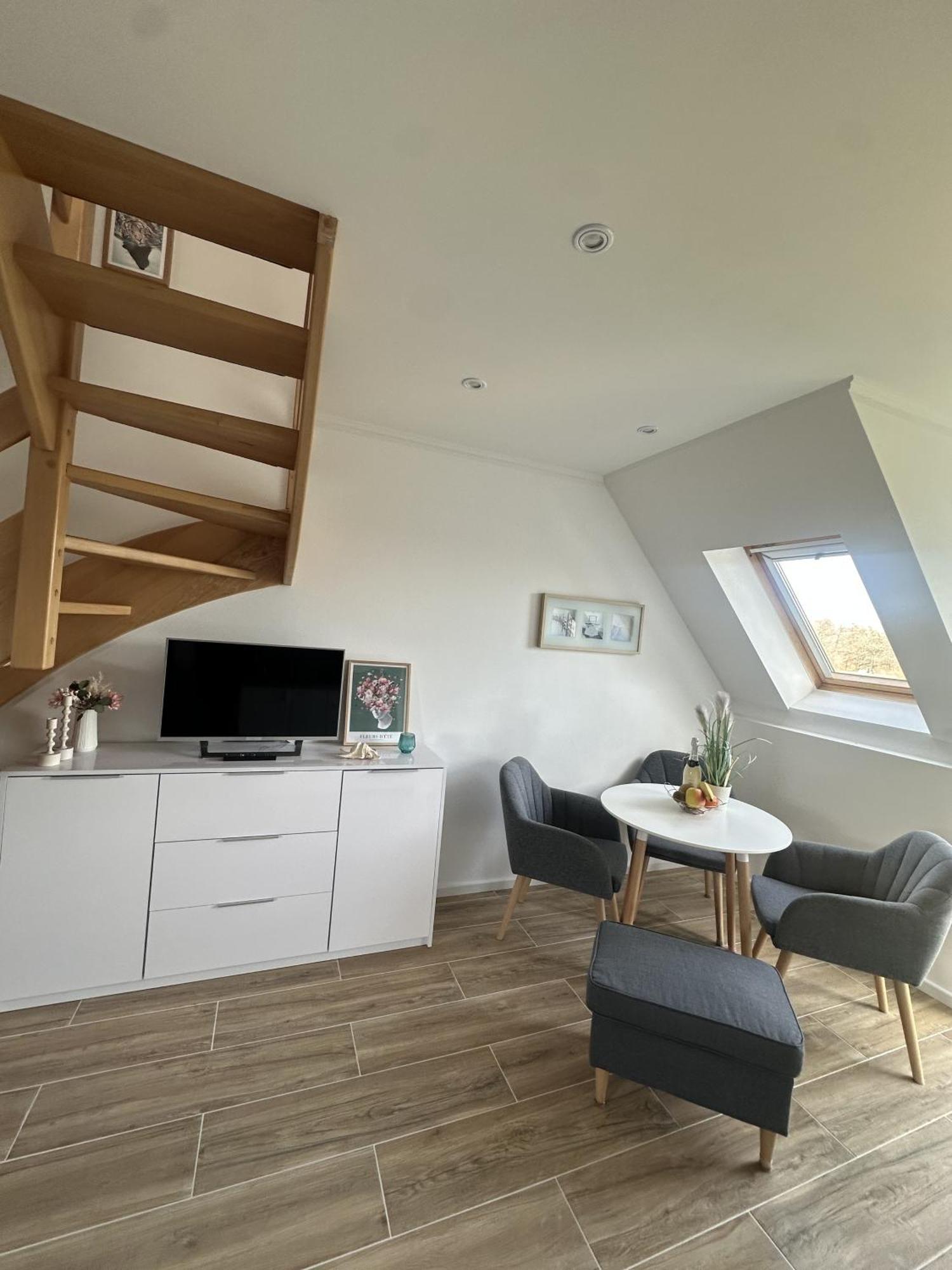 Europa Apartamenty 트르제삭츠 외부 사진