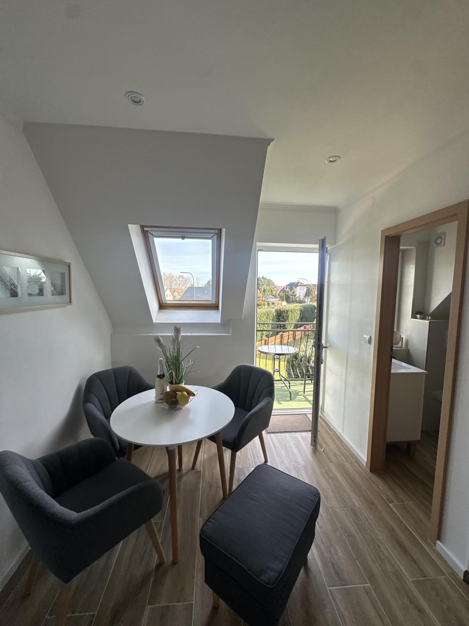 Europa Apartamenty 트르제삭츠 외부 사진
