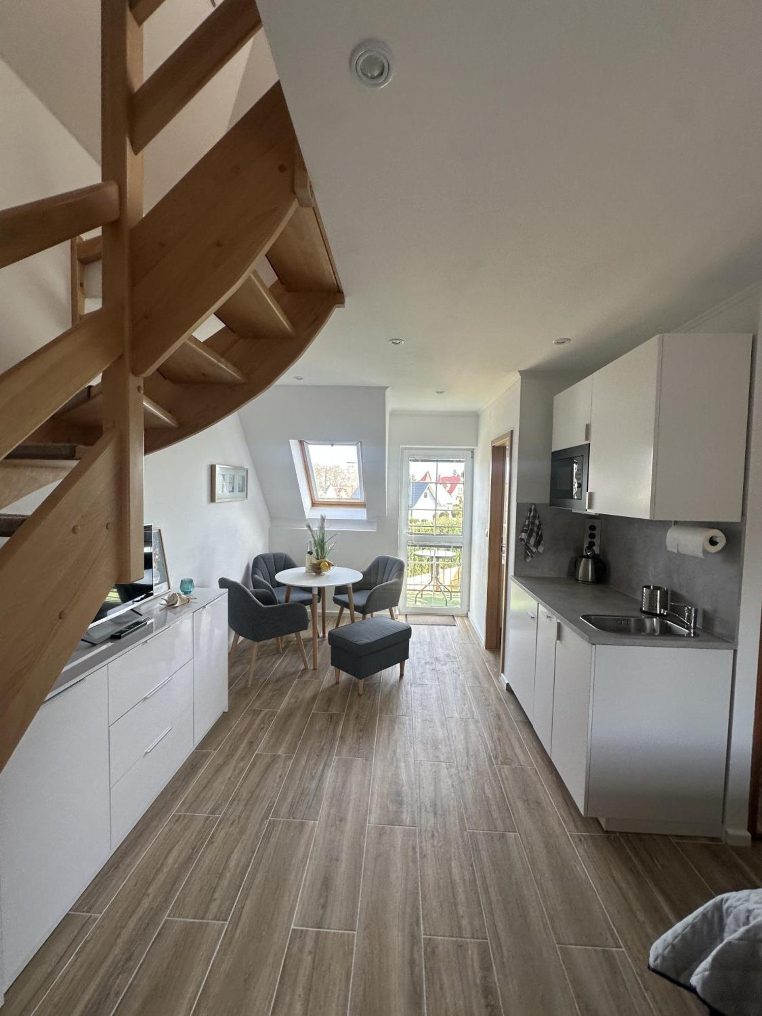 Europa Apartamenty 트르제삭츠 외부 사진